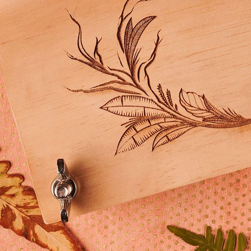 Botanical Heirloom Flower Press Kit